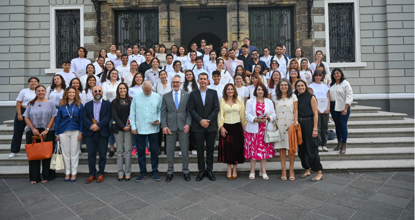 UdeG reconoce la labor filantrópica de Pyrrha Gladys Grodman